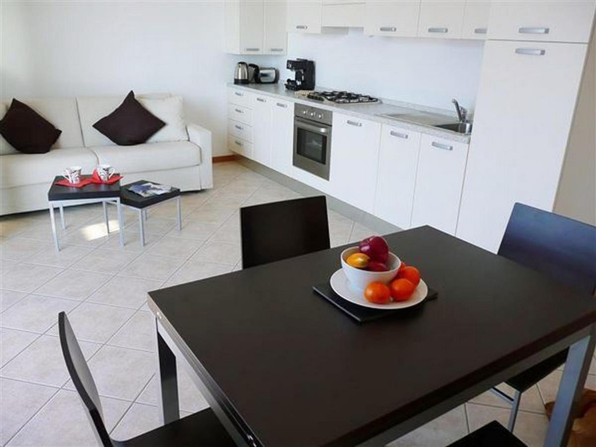 Vista D'Oro Apartments Perledo المظهر الخارجي الصورة